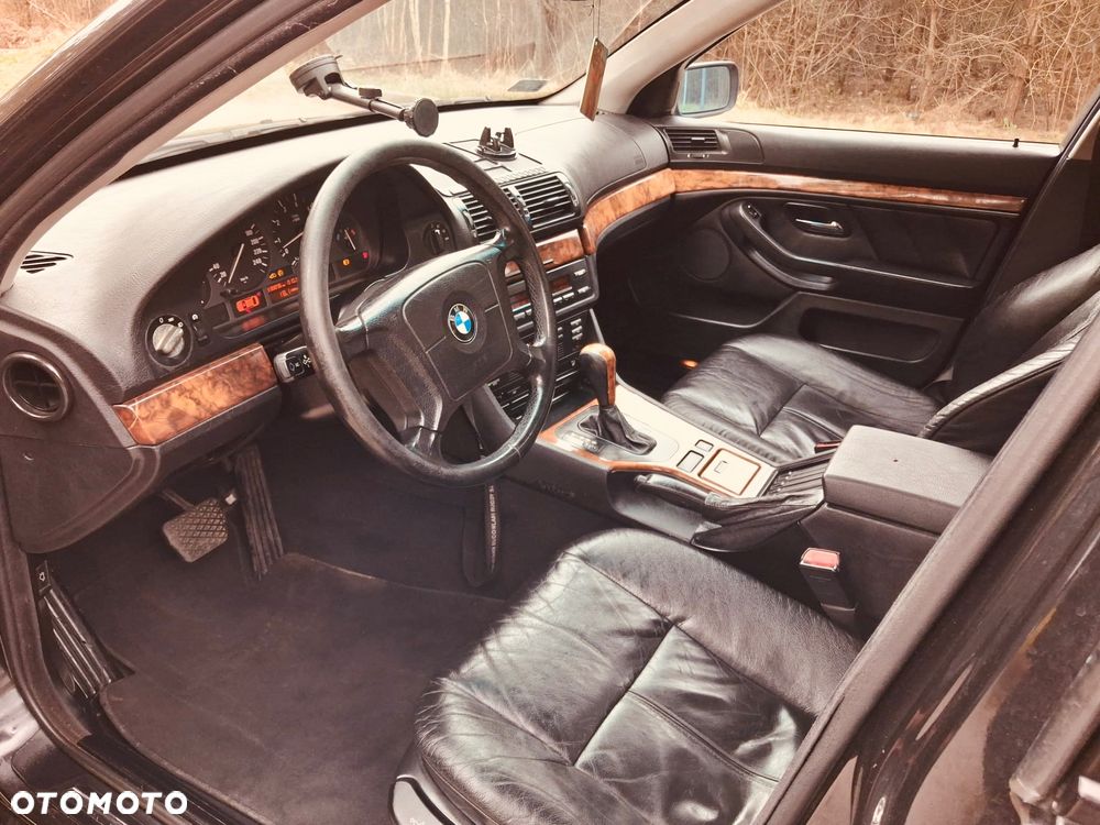 BMW Seria 5 - 19