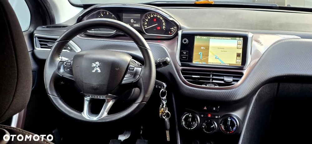 Peugeot 2008 1.6 e-HDi Allure S&S - 6