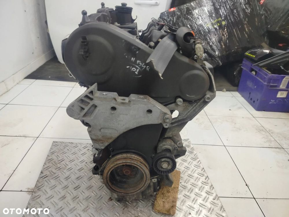 VOLKSWAGEN VW CADDY III 1.6 TDI 03R- SILNIK SŁUPEK CAYC + POMPA 03L130755E - 6
