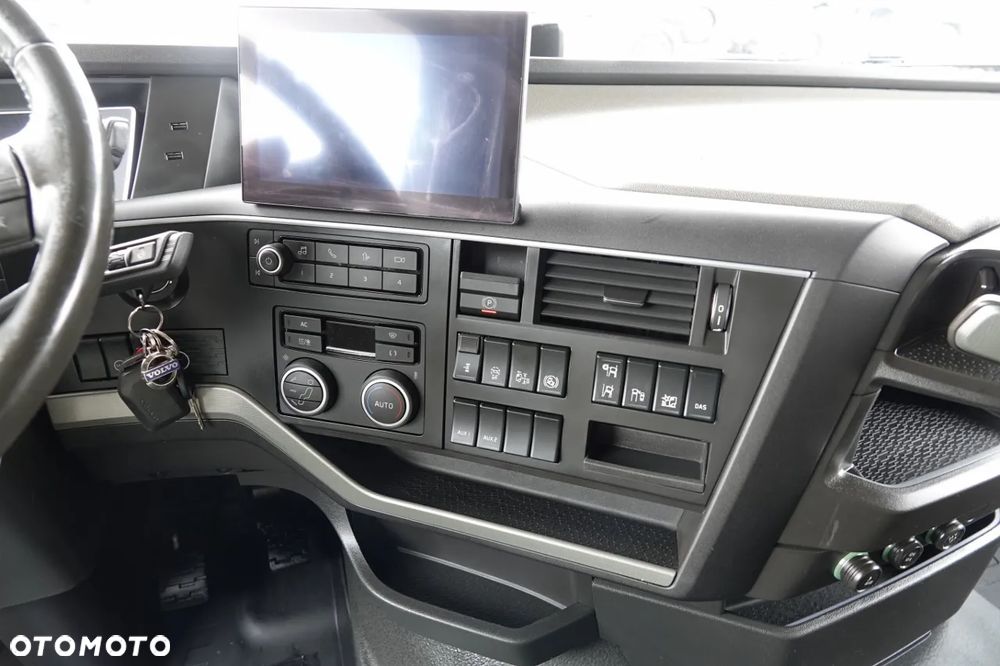Volvo FH 500 / I-SAVE / KLIMATYZACJA POSTOJOWA / I-SHIFT / ALUFELGI - 28
