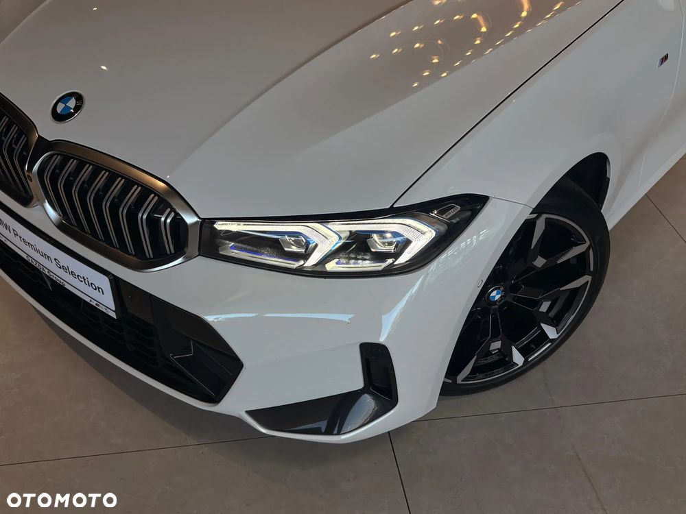 BMW 3 Series 2025 photo 2