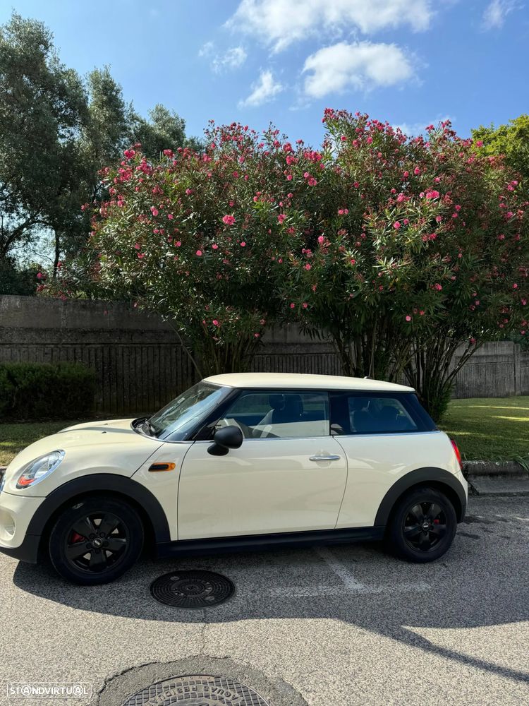 MINI 3 Portas - 14