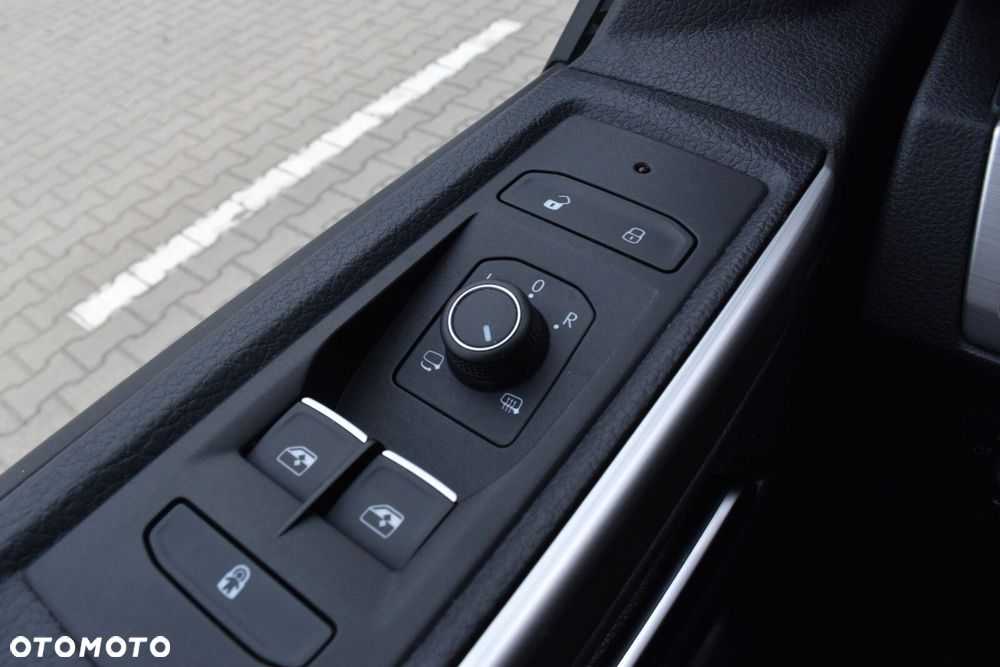 Volkswagen California - 28