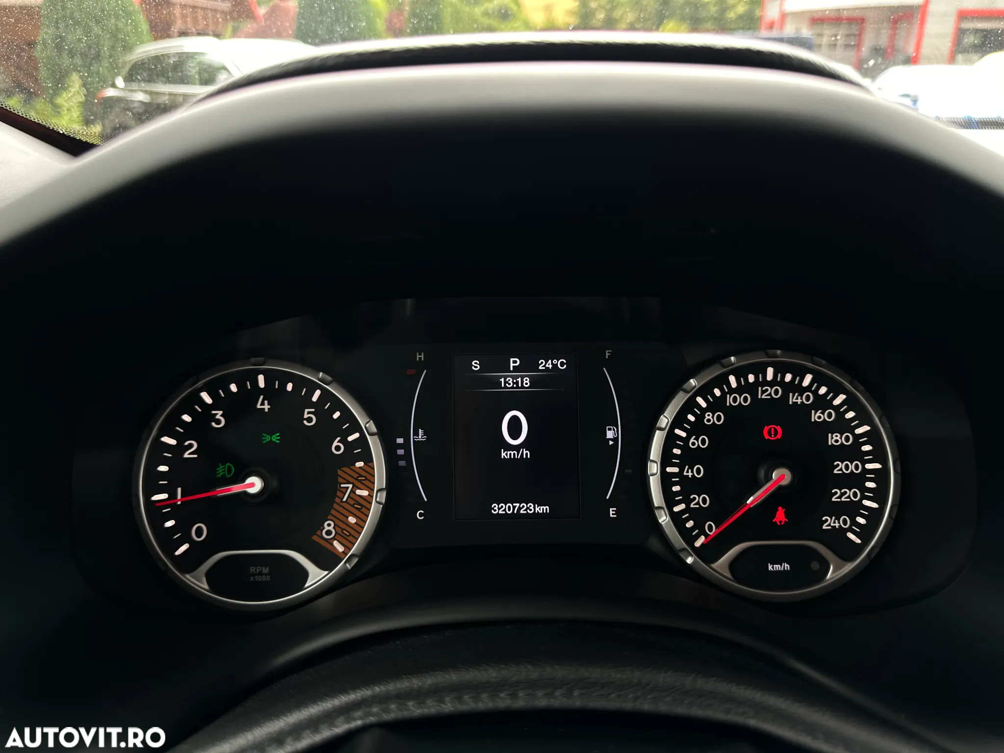 Jeep Renegade 1.3 T-GDI Automatik Longitude - 38