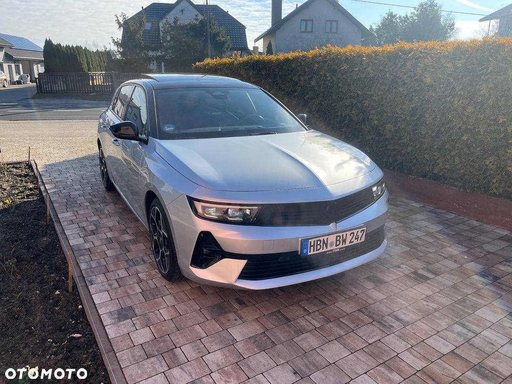 Opel Astra 1.2 Turbo Automatik Business Elegance - 4