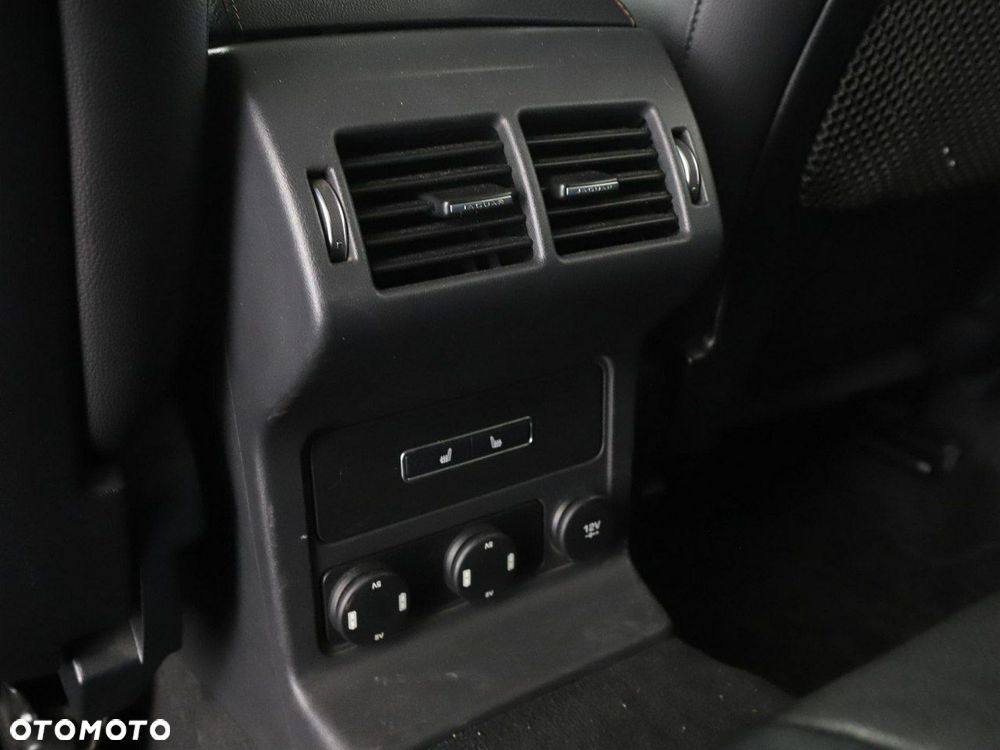 Jaguar F-Pace 20d AWD Prestige - 40