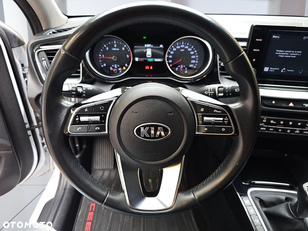 Kia Ceed 1.6 CRDi SCR L - 13