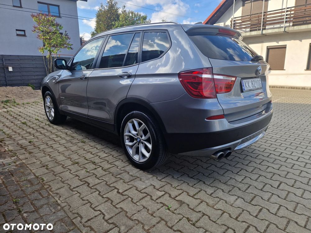 BMW X3 xDrive35i Sport-Aut - 3