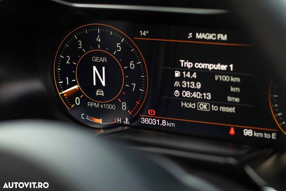Ford Mustang 5.0 V8 GT - 34