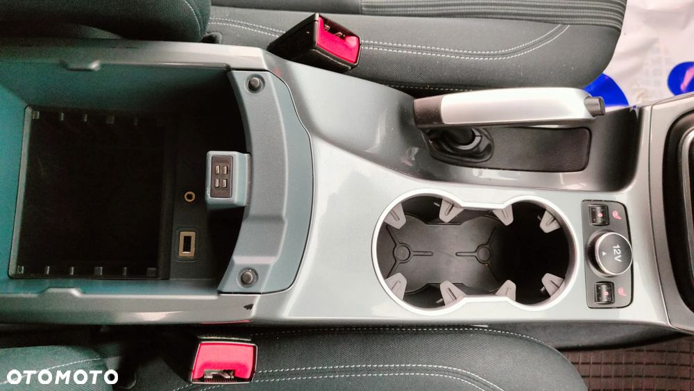 Ford Grand C-MAX 2.0 TDCi Titanium - 29