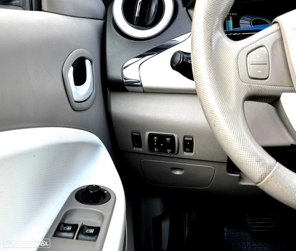 Renault Zoe (c/ Bateria) 22 kwh Life - 6