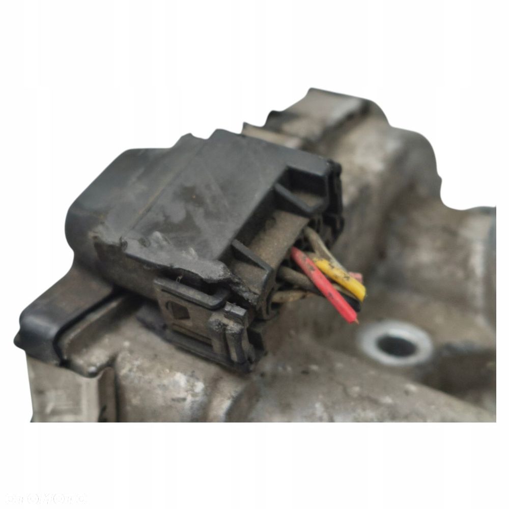PRZEPUSTNICA Toyota Aygo Peugeot 107 22030-0Q020 0280750481 Bosch - 4