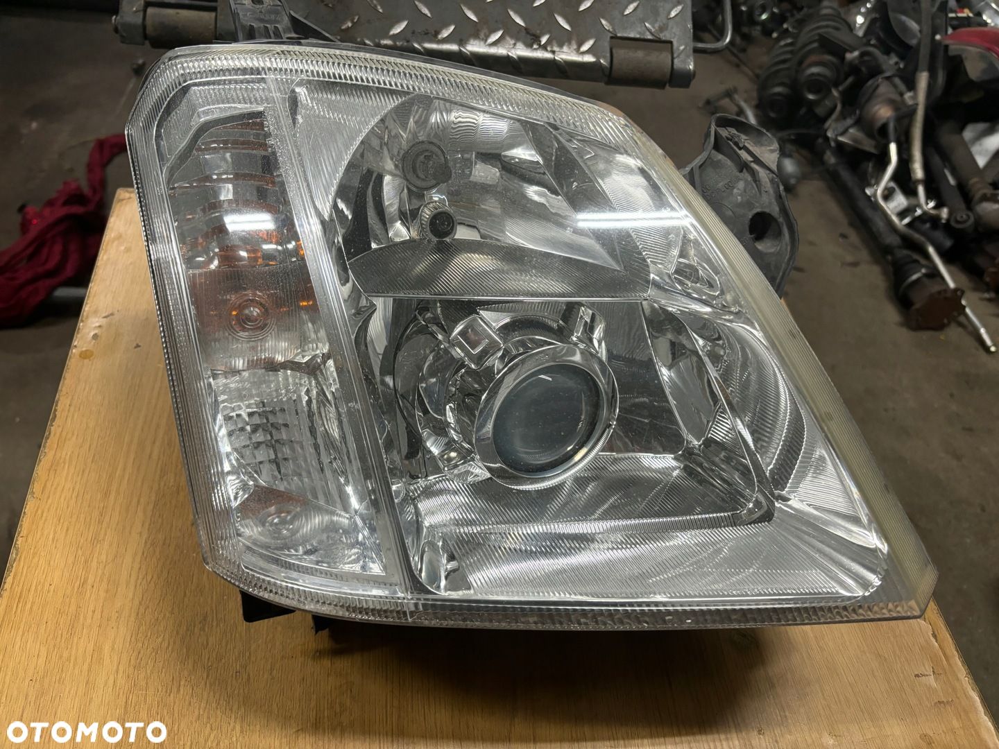 OPEL MERIVA A I LAMPA REFLEKTOR PRAWY PRZÓD XENON ORYGINALNY EUROPEJSKI - 1