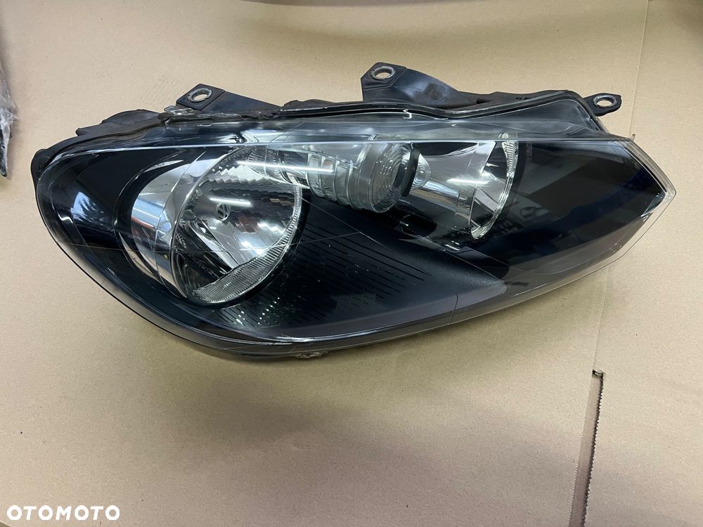 Lampa prawa  VW Golf VI - 1