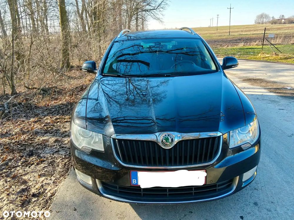 Skoda Superb 2.0 TDI PD Comfort - 2