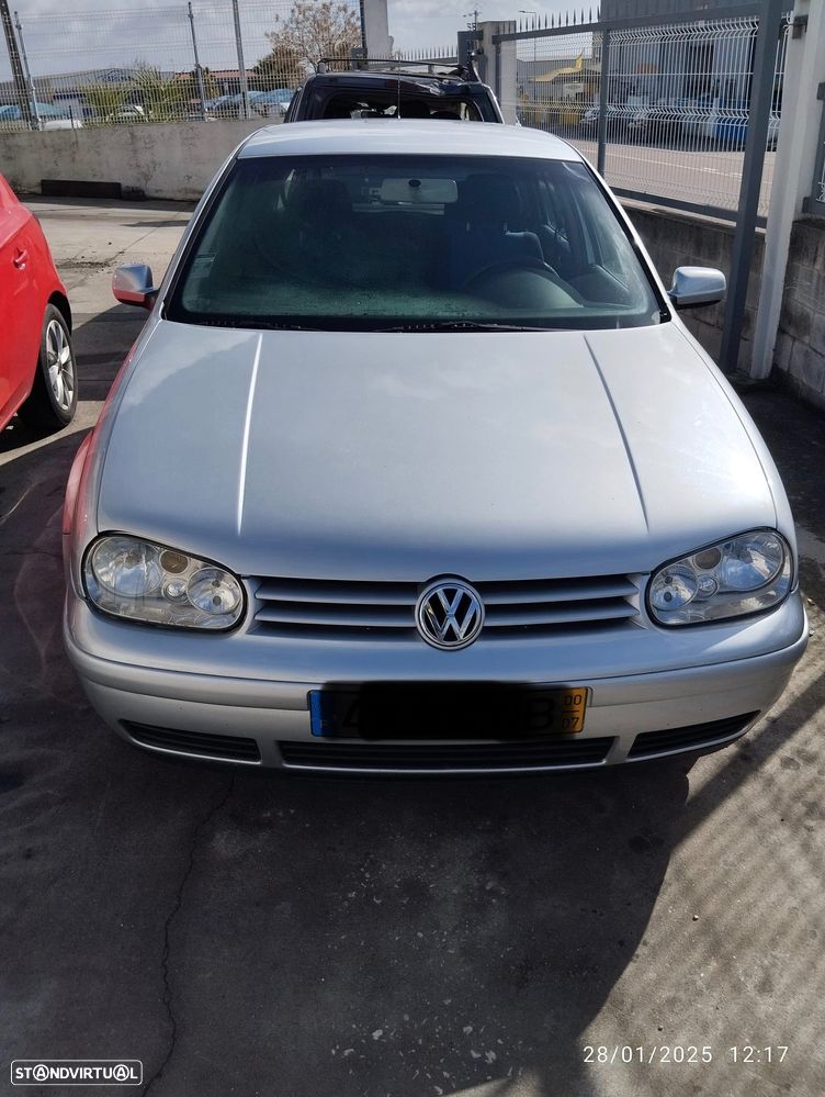 VW Golf 1.9 TDi 25 Anos - 1