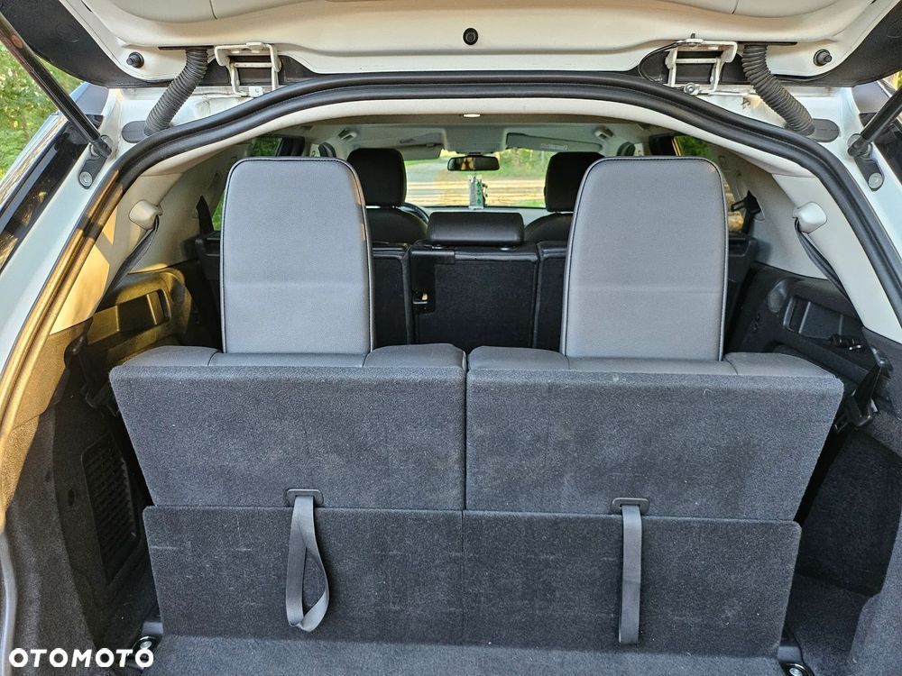 Land Rover Discovery Sport 2.0 TD4 HSE - 9