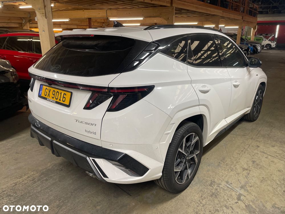 Hyundai Tucson - 4