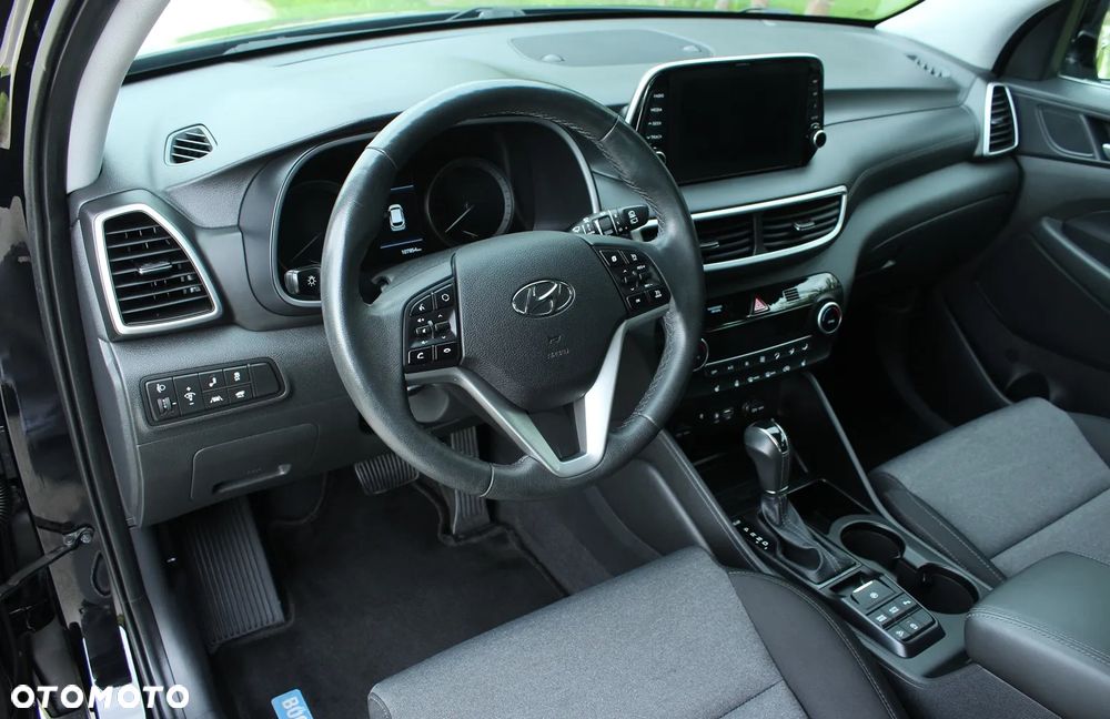 Hyundai Tucson blue 1.6 CRDi 2WD DCT Premium - 24