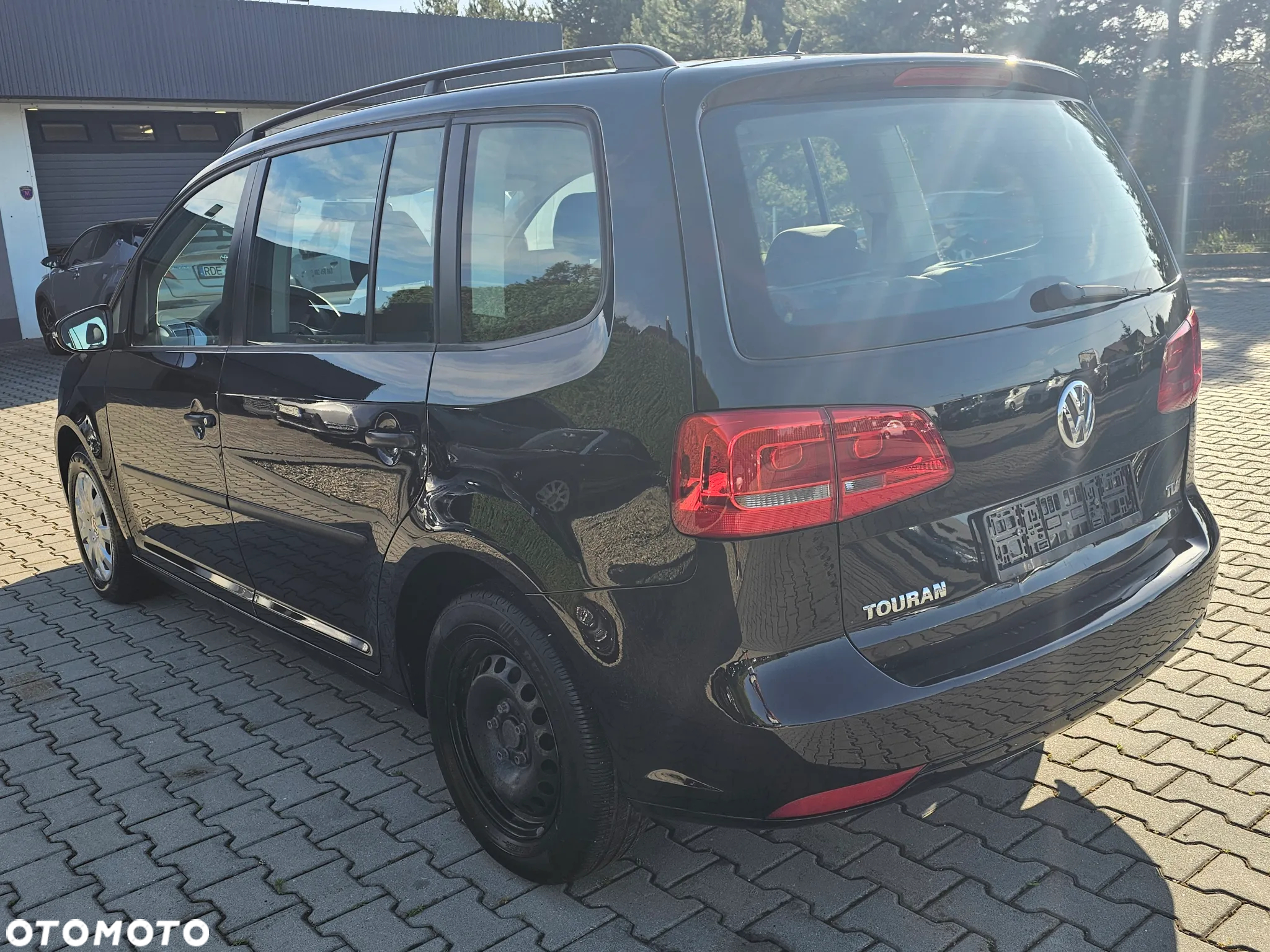 Volkswagen Touran 1.6 TDI DPF BlueMotion Technology Trendline - 5