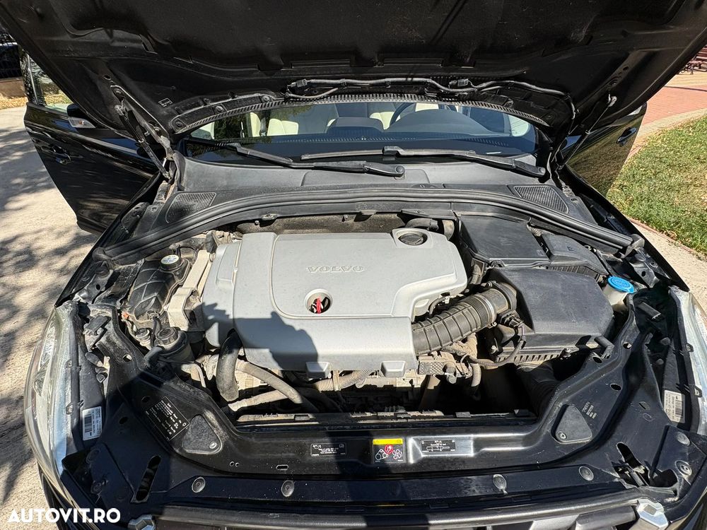 Volvo XC 60 2.4D AWD Base - 14