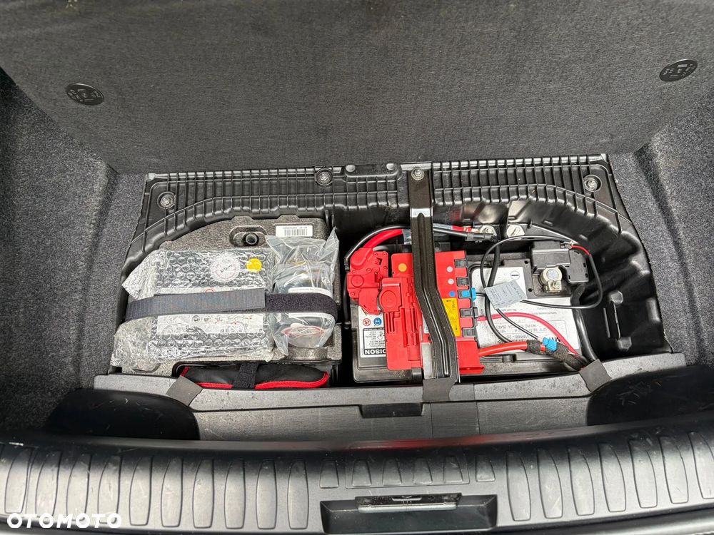 BMW Seria 1 116i - 28