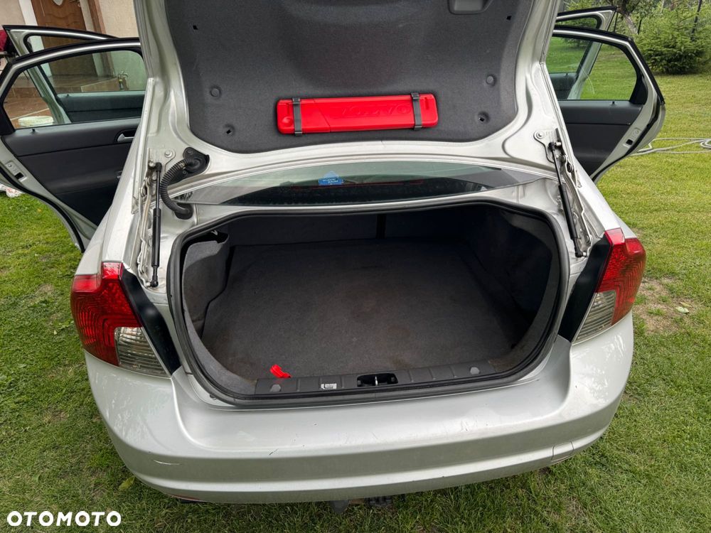 Volvo S40 - 4