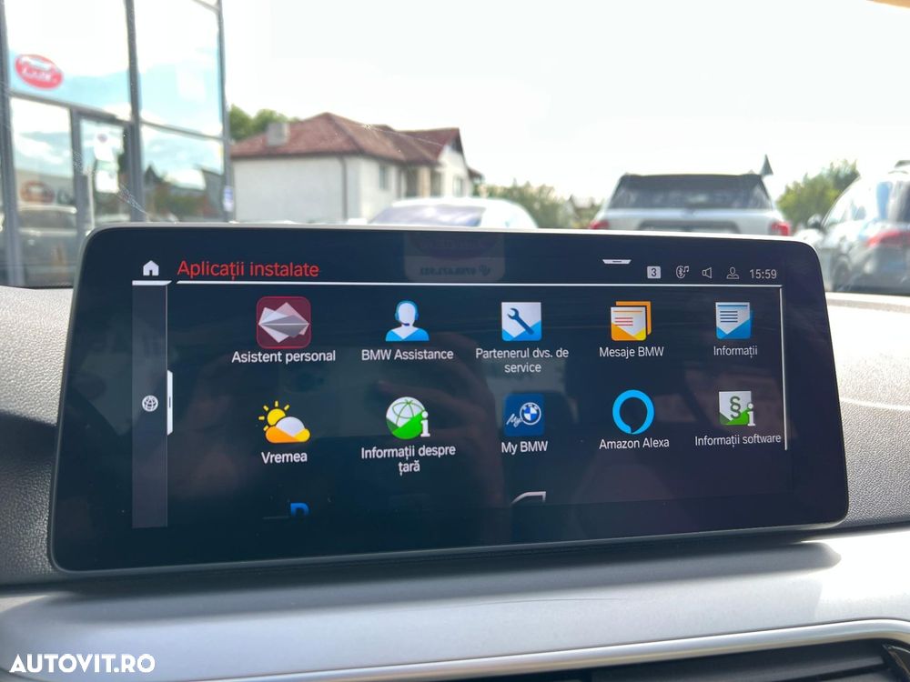 BMW Seria 5 520d xDrive AT MHEV - 29