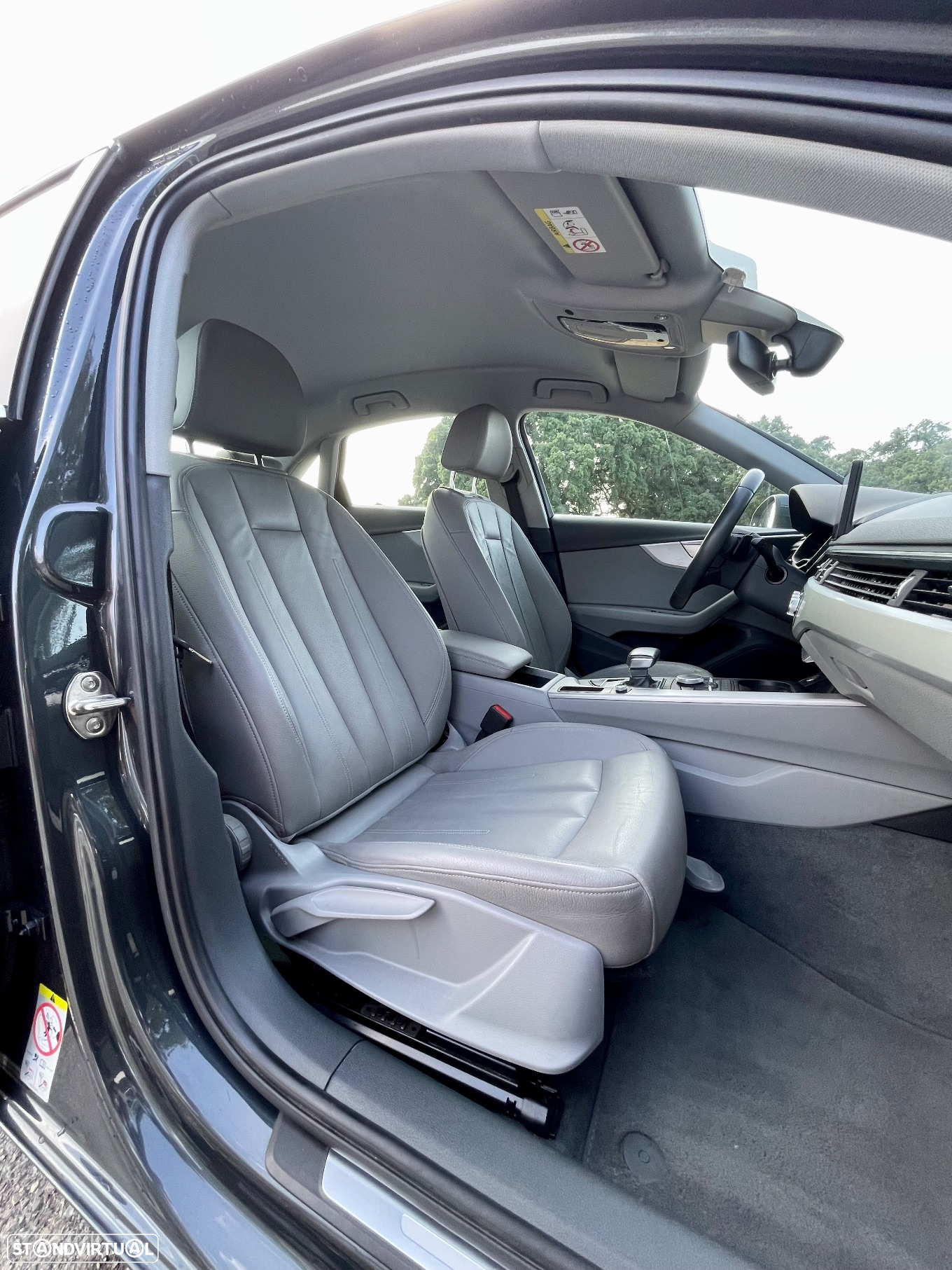 Audi A4 30 TDI S tronic design - 13