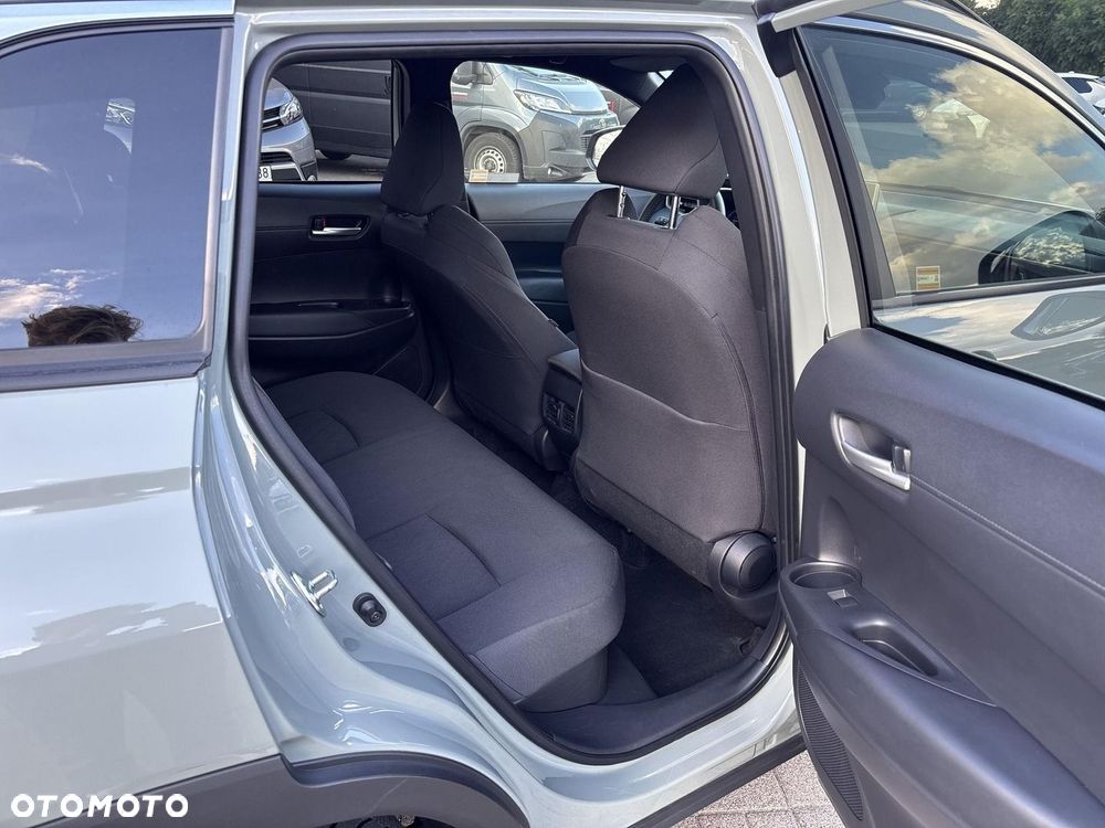 Toyota Corolla Cross - 14