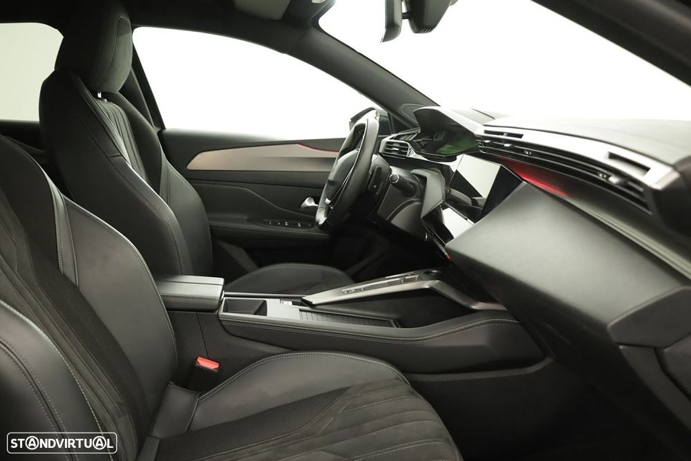Peugeot 308 1.2 PureTech GT EAT8 - 18