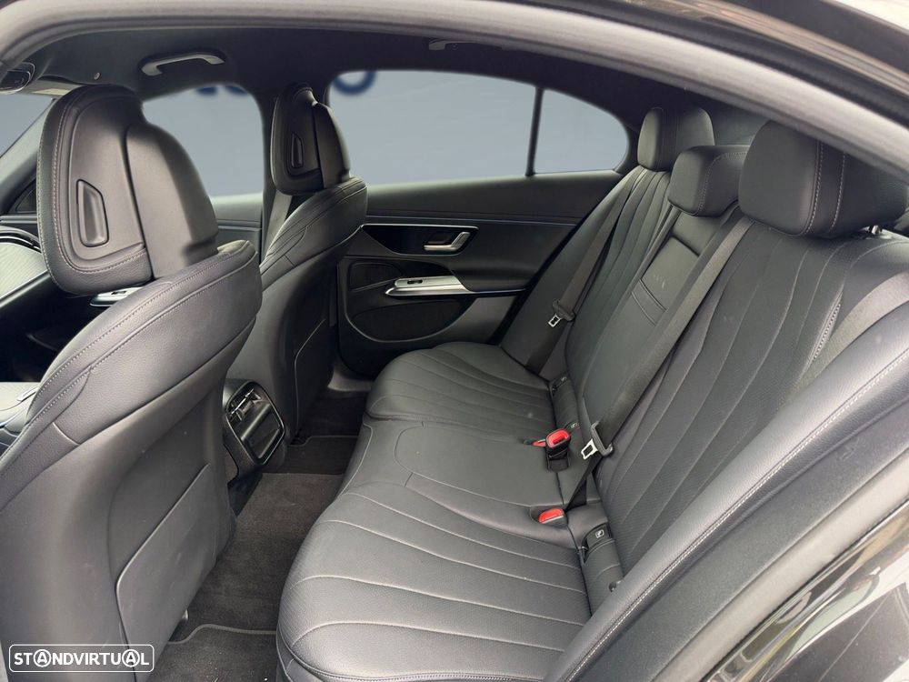 Mercedes-Benz E 220 d - 12