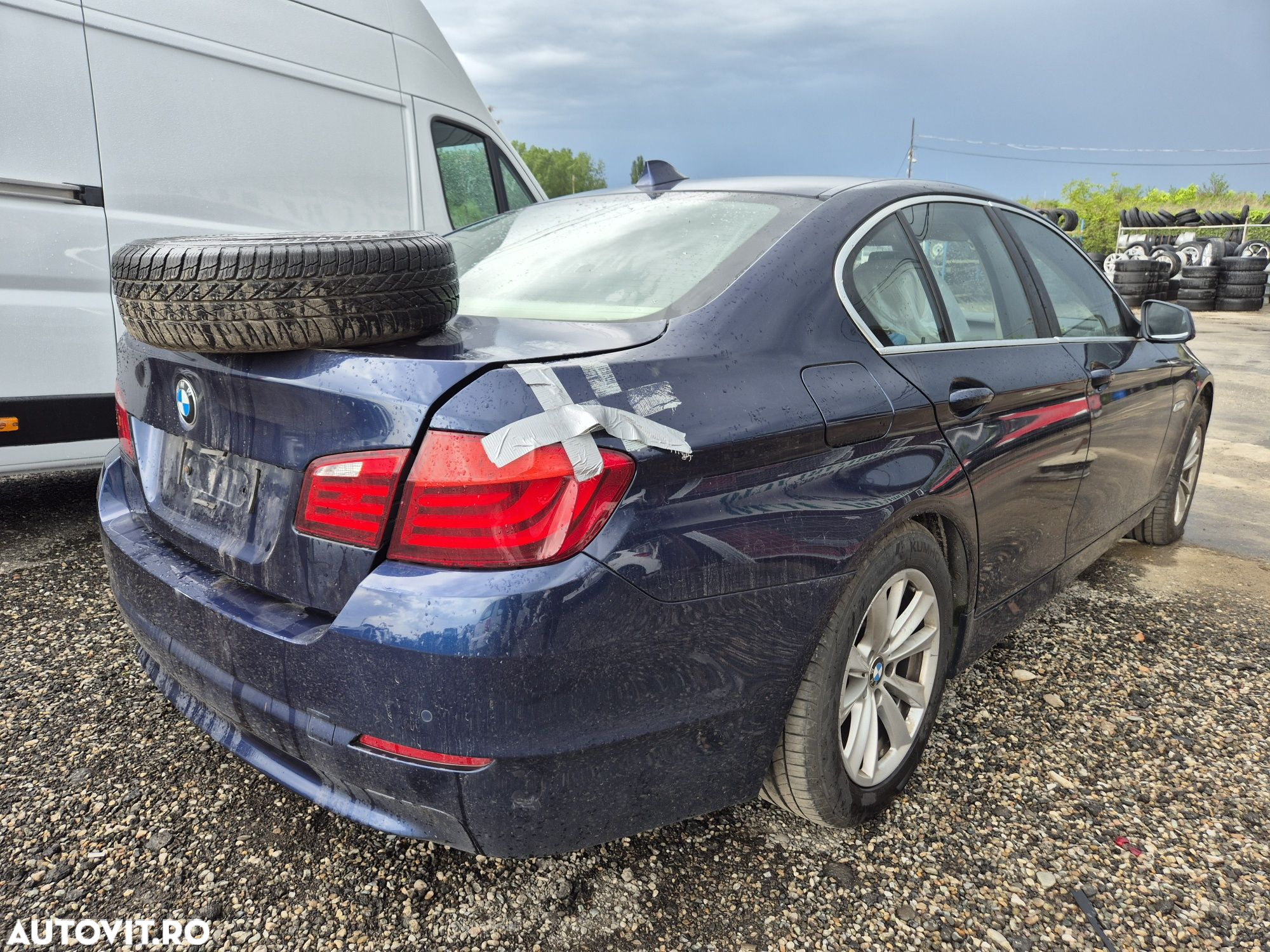 Dezmembram BMW F10 2011 523i N53B30 AUTOMAT - 3