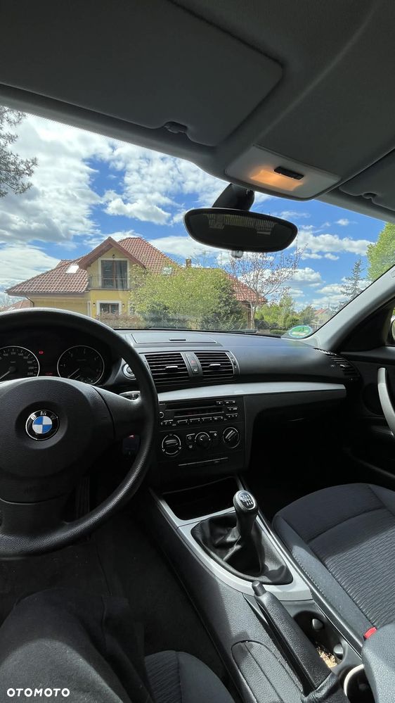 BMW Seria 1 116d DPF - 23