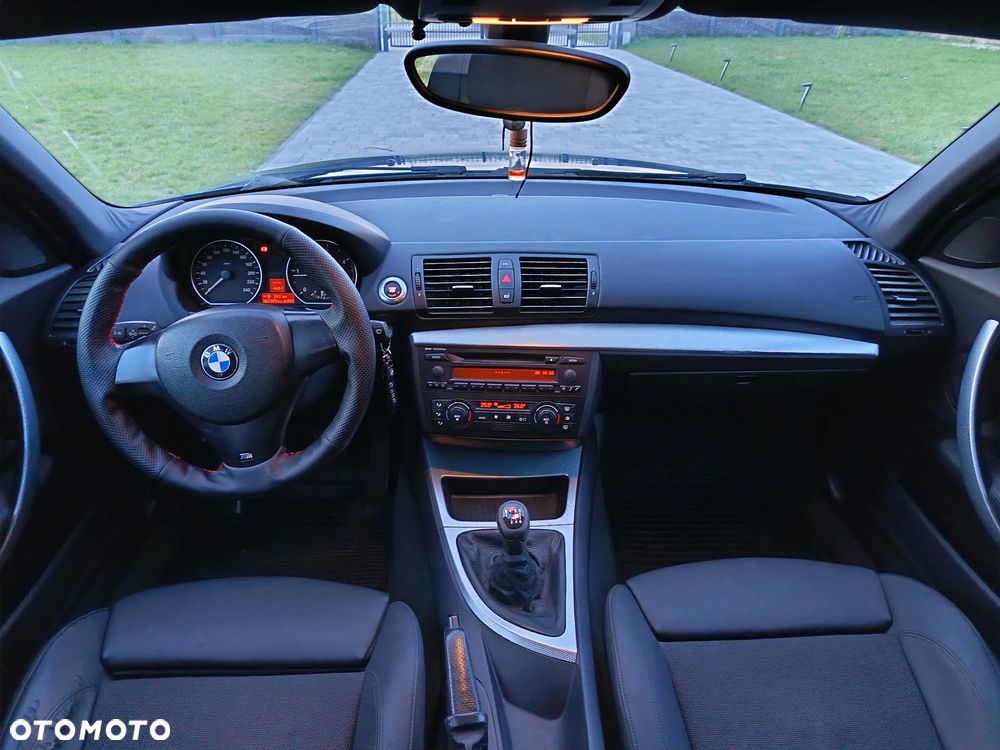 BMW Seria 1 120d DPF - 13