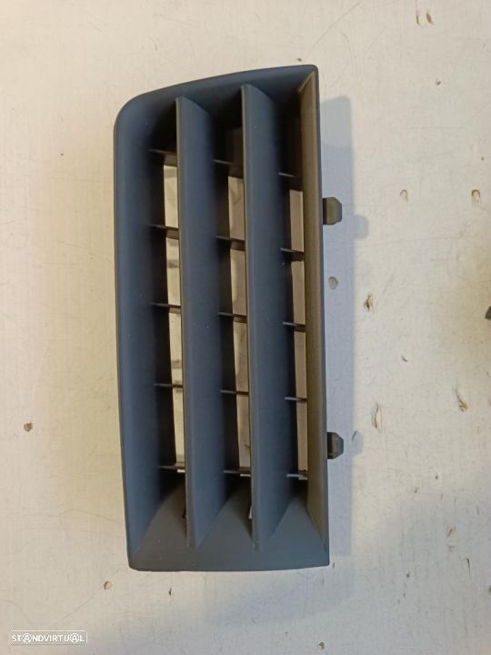 Grelha para choques frente Renault Megane 2 II 2002 a 2005(novo) - 3