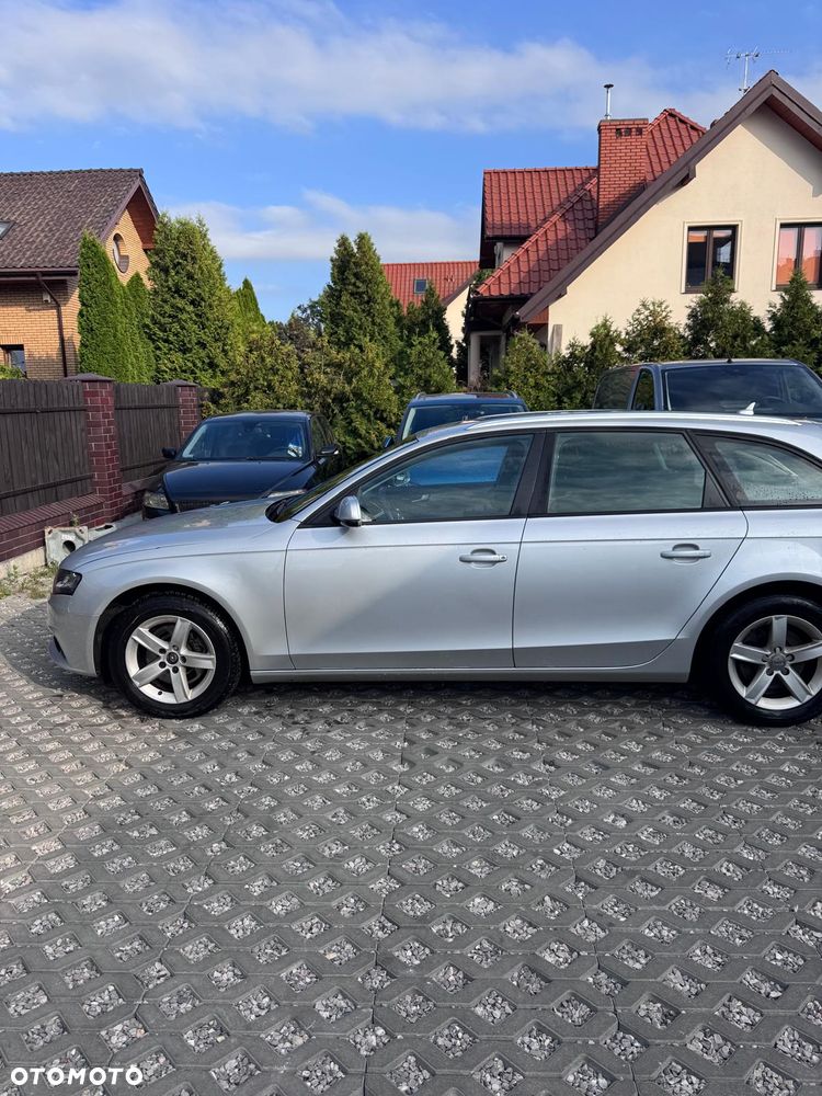 Audi A4 Avant 2.0 TDI - 9