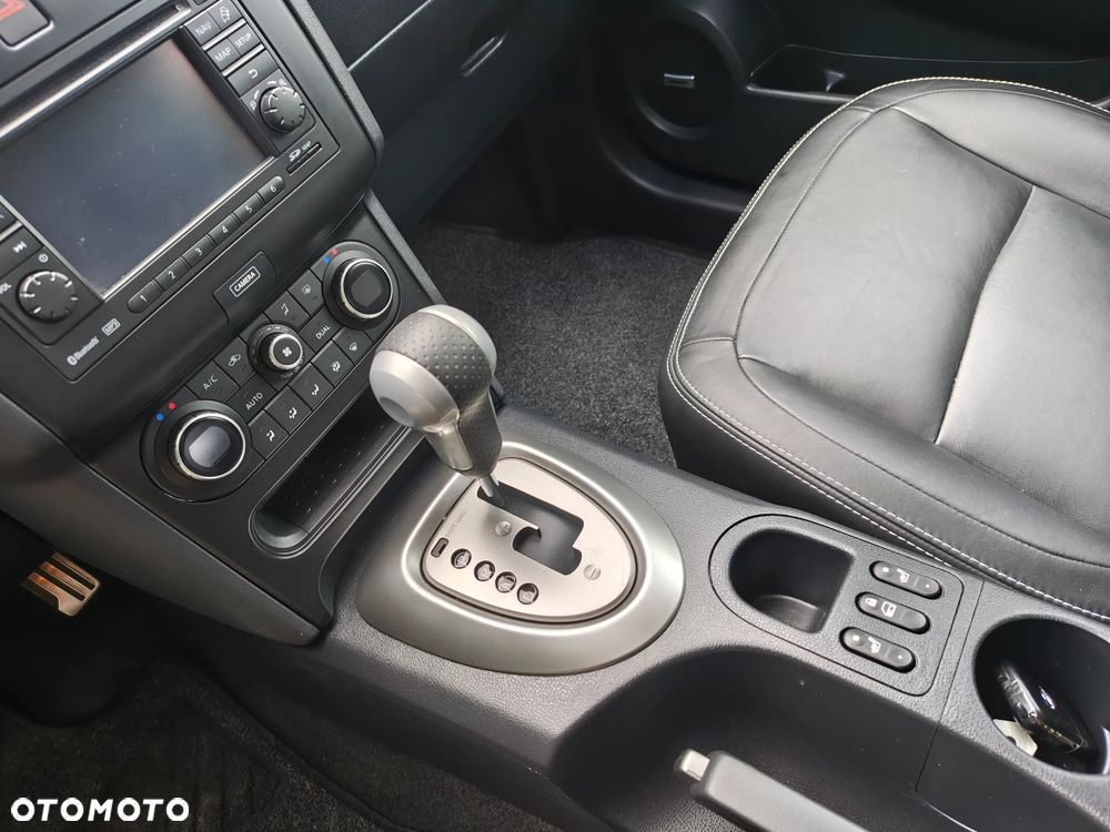 Nissan Qashqai 2.0 CVT lounge - 11