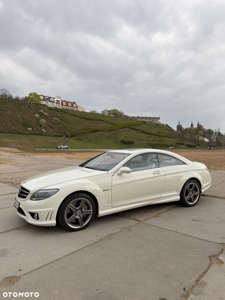 Mercedes-Benz CL 63 AMG - 6