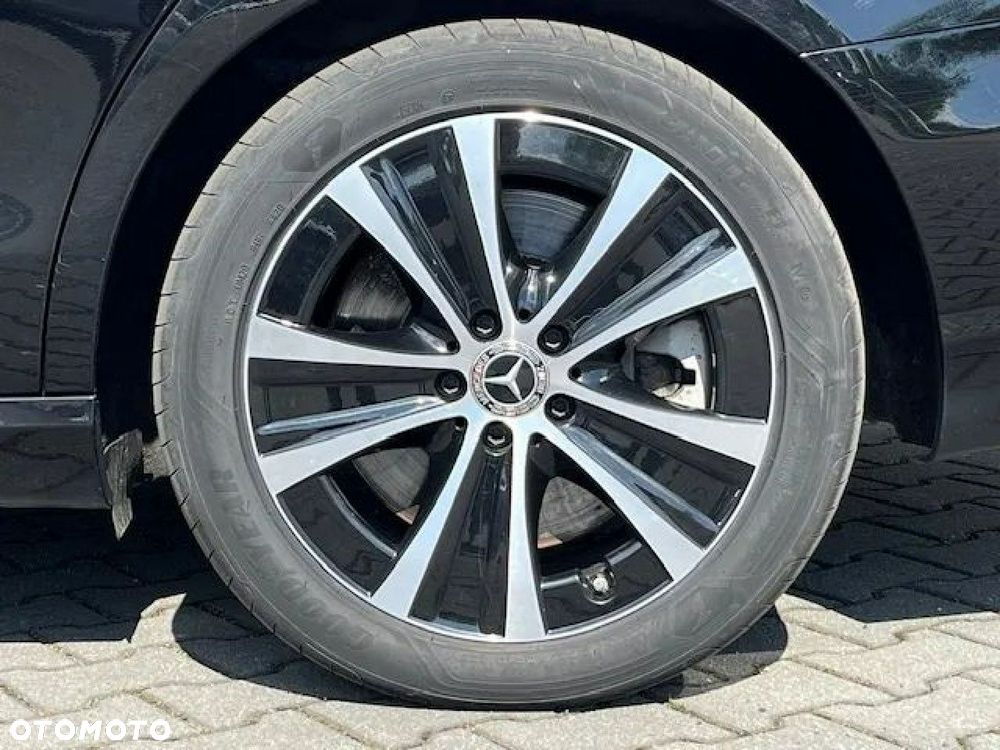 Mercedes-Benz Klasa E - 15