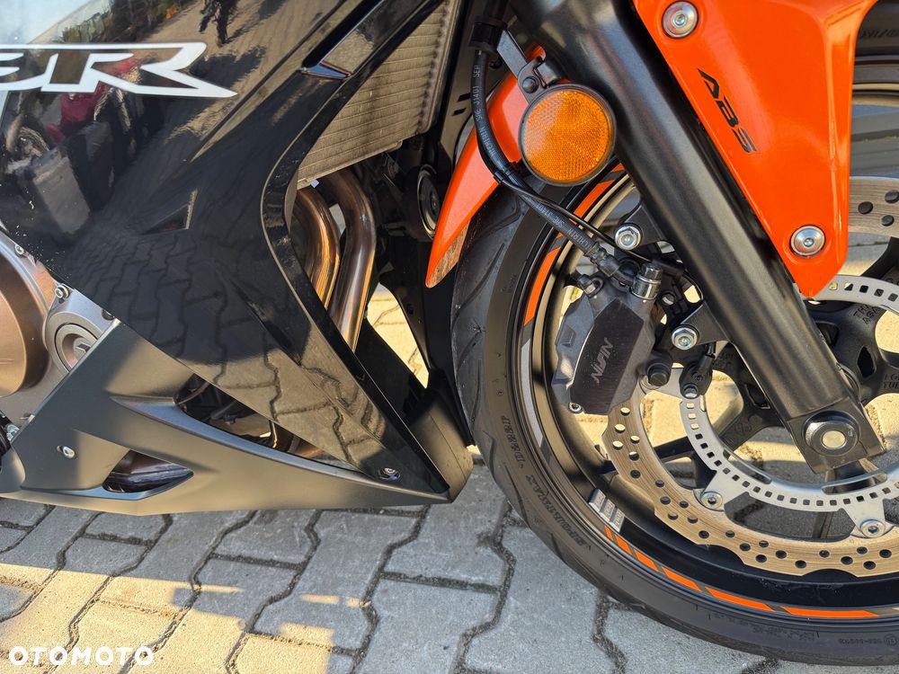 Honda CBR - 17