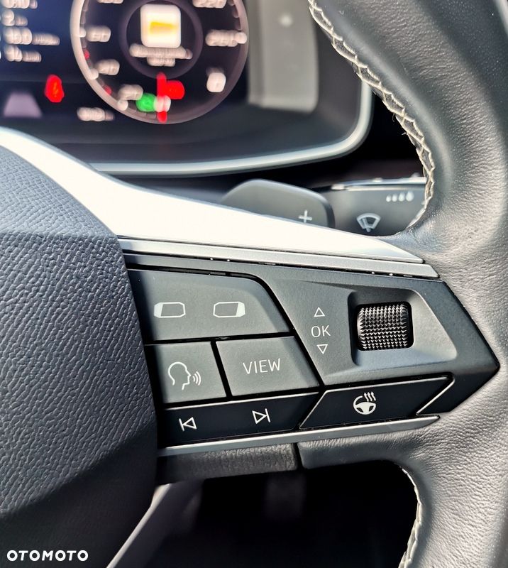 Seat Leon 1.5 eTSI Xcellence DSG - 11