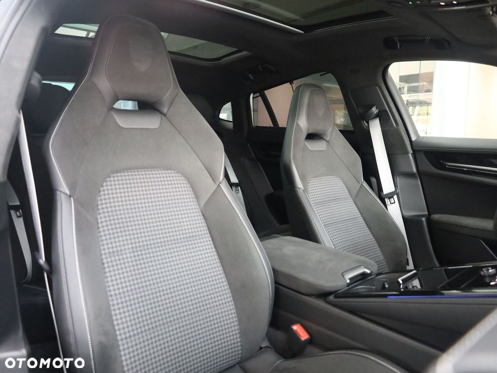 Porsche Panamera - 18