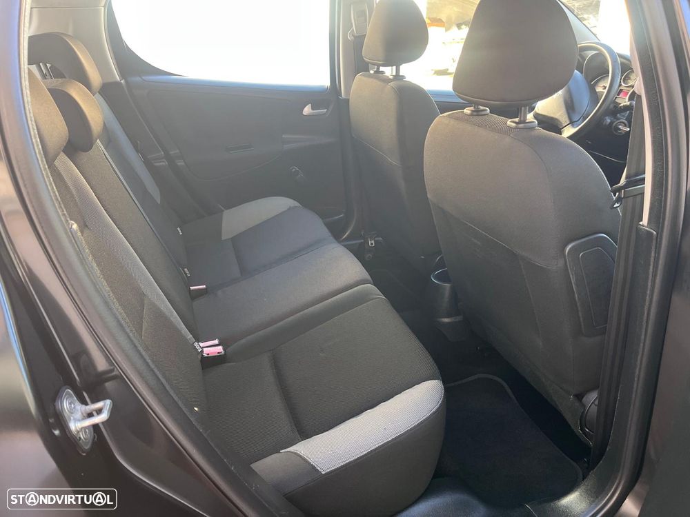 Peugeot 207 1.4 HDi Urban - 8