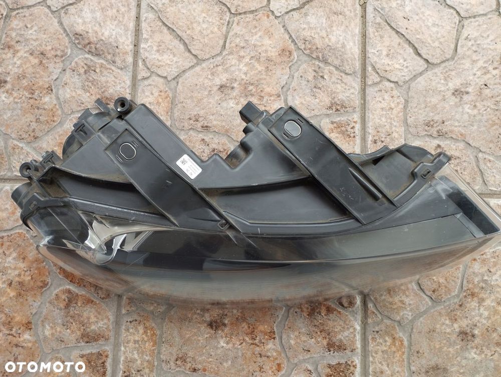 Lampa prawa ZWYKŁA Audi Q3 8U 8U0 8U0941004M - 5