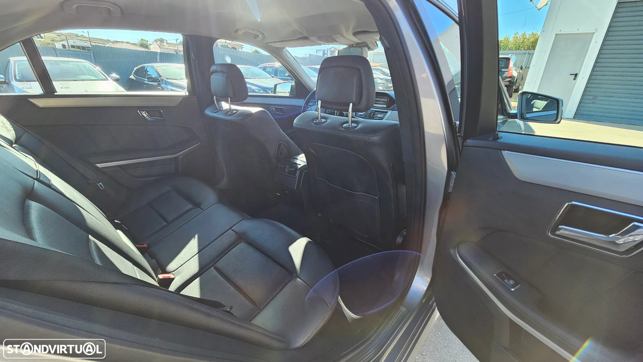 Mercedes-Benz E 350 CDi Avantgarde BlueEfficiency - 24