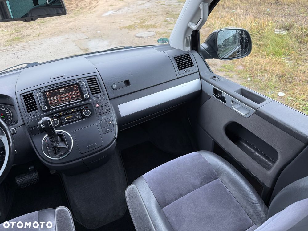 Volkswagen Multivan - 19