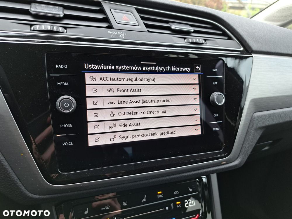 Volkswagen Touran 2.0 TDI BMT SCR Comfortline Plus - 22