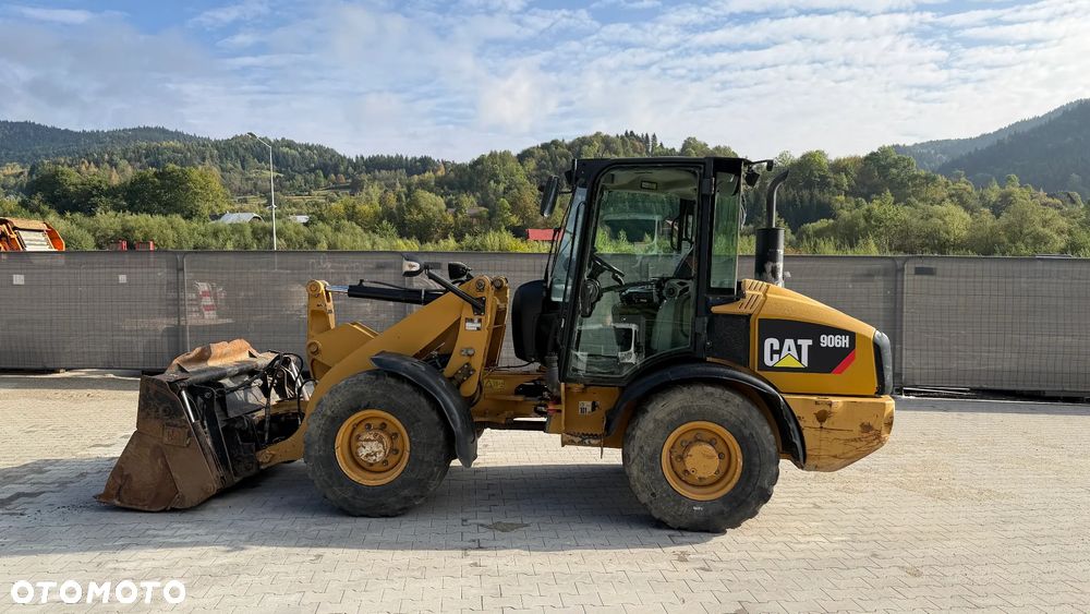 Caterpillar 906H - 2