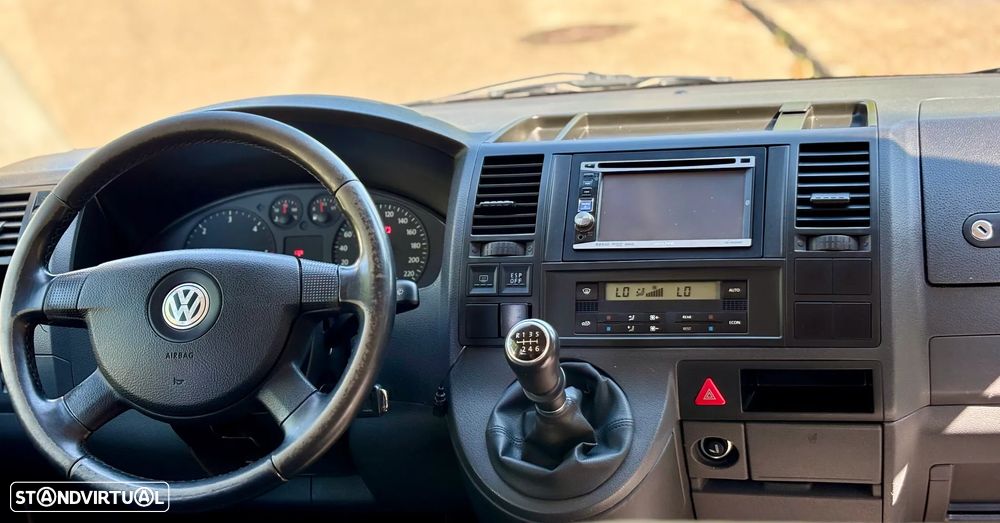 VW Caravelle 2.5 TDi Extra AC 9L - 6
